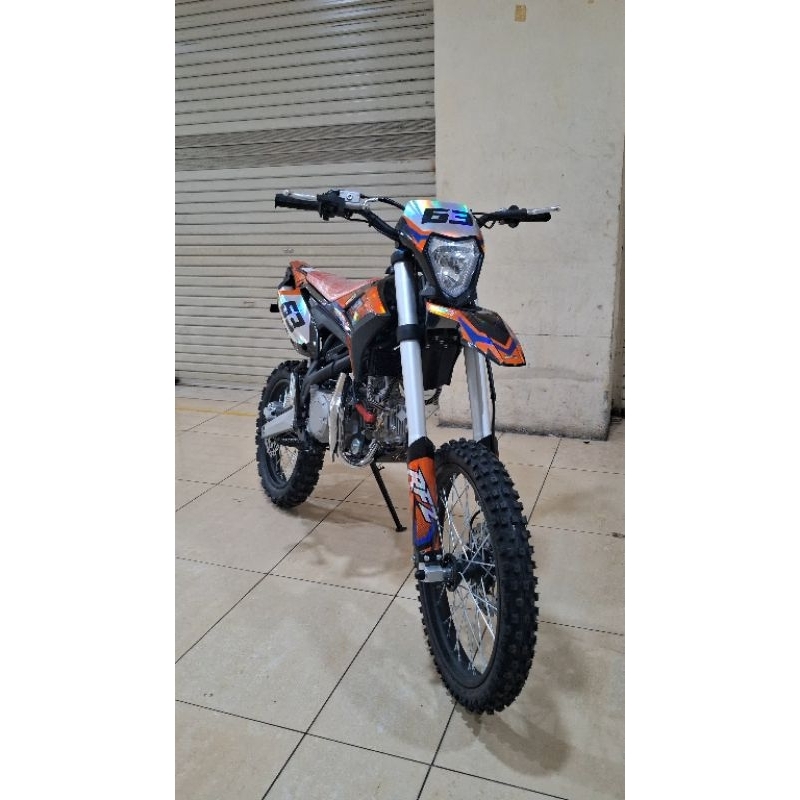 MOTOR TRAIL RFZ THUNDER 150CC 2025 R19/16 DEWASA