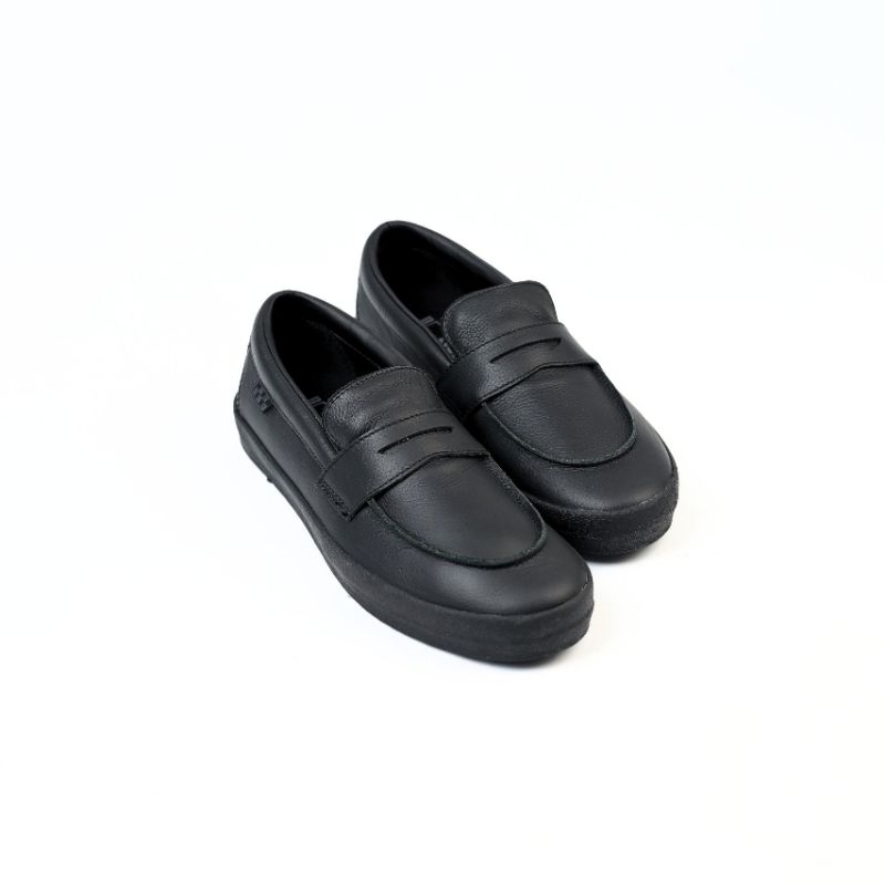 Vans Skate Loafers Black Black LeatherBrand New In Box (BNIB)