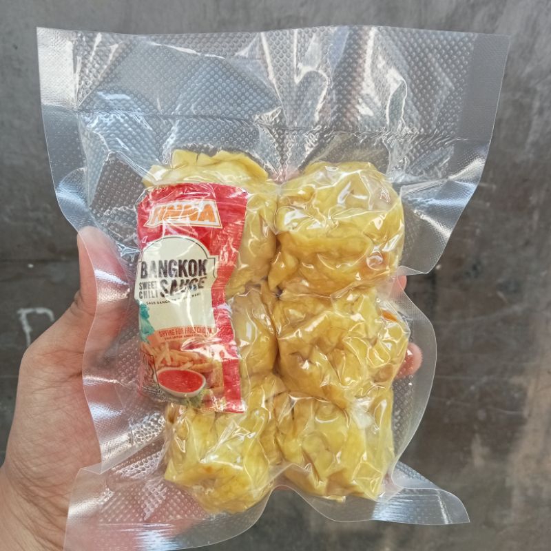 

AYAM RAMBUTAN
