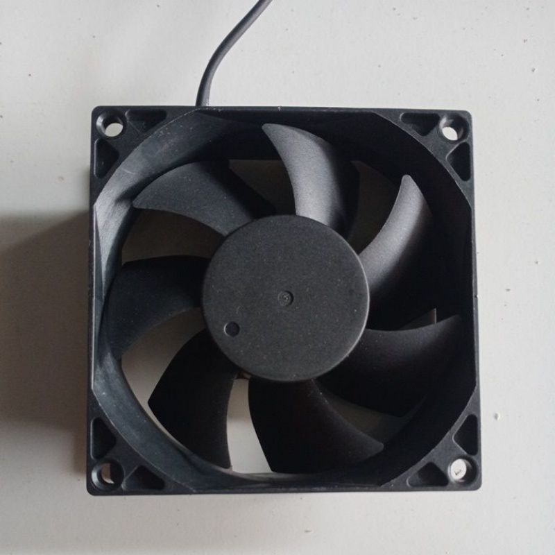 Kipas DC 12 V HIGH SPEED ukuran 8x8 cm