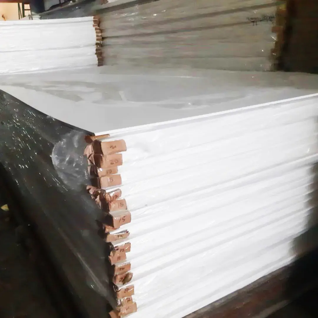 PVC  Board merk I-Board pvc board 3mm, 5mm, 6mm, 9mm, 12mm, 15mm, 18mm