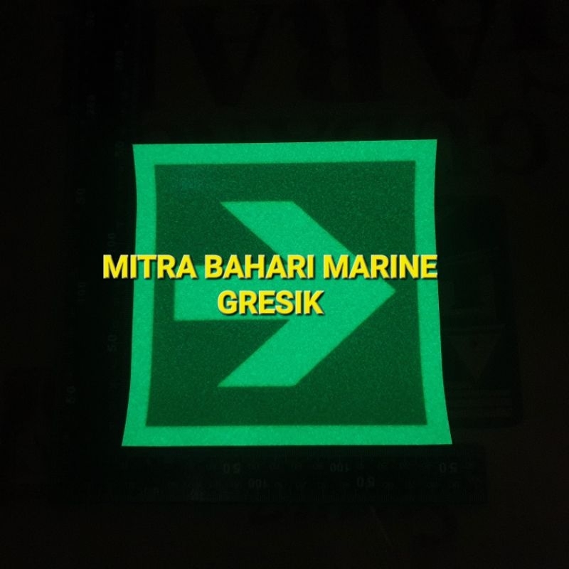 

Stiker IMO Symbol IMPA 334420 Arrow Ukuran 15x15cm Glow In The Dark