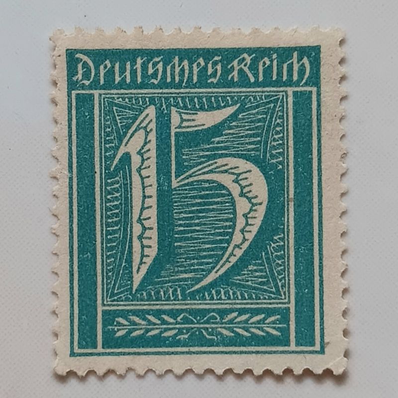 

(AD) Perangko Reich Jerman 1921 Definitives: Numerals, Workers, Posthorn - Numeral 15 pfennig Mint
