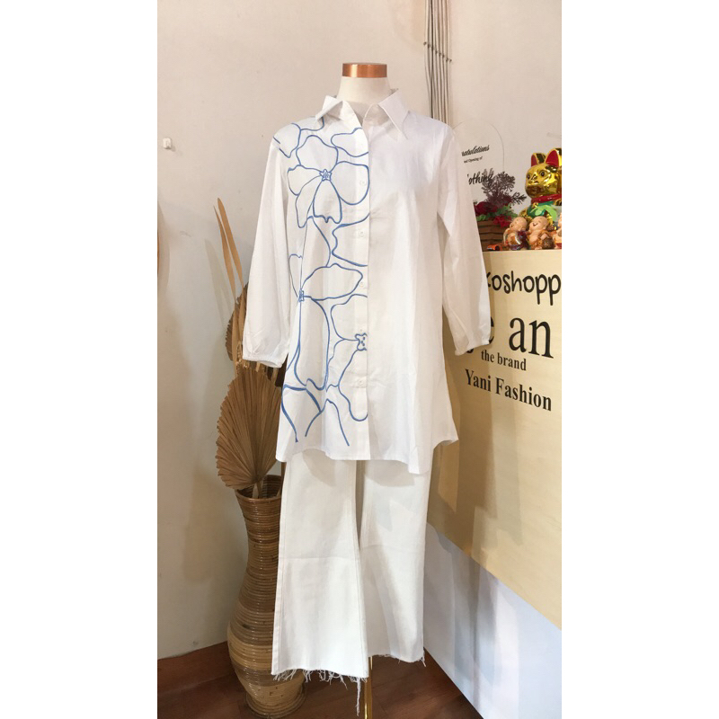 MONOCLOTHING - BLUE FLOWER SHIRT - TUNIK MODEL BUNGA