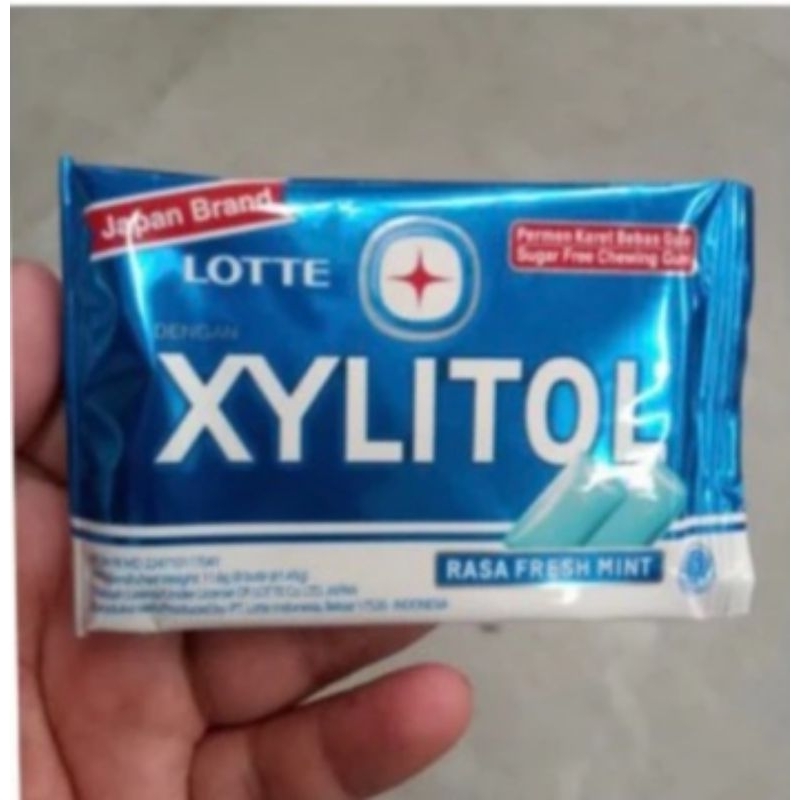 

LOTTE | XYLITOL PERMEN KARET BEBAS GULA ISI 10 SACHET/1 RENCENG