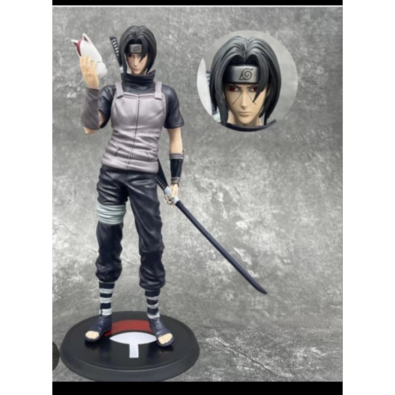 action figure Uchiha Itachi Anbu berdiri