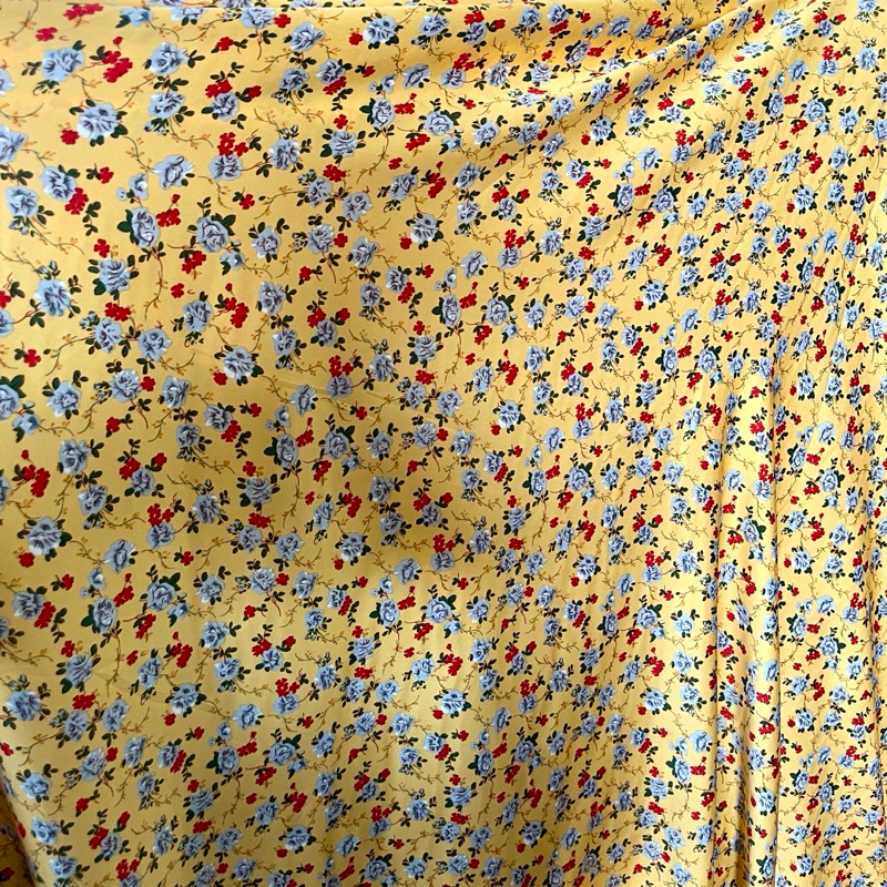 Kain Saten Silk / Bahan Ganis / Bahan Mukena / Kain Meteran