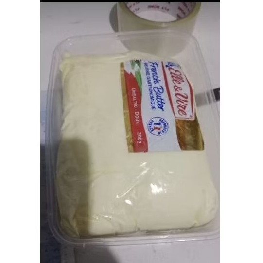 

BUTTER ELLE VIRE REPACK PER KG ,TERMURAH!!!ORIGINAL !! SALTED UNSALTED !!STOK TERBATAS !!!