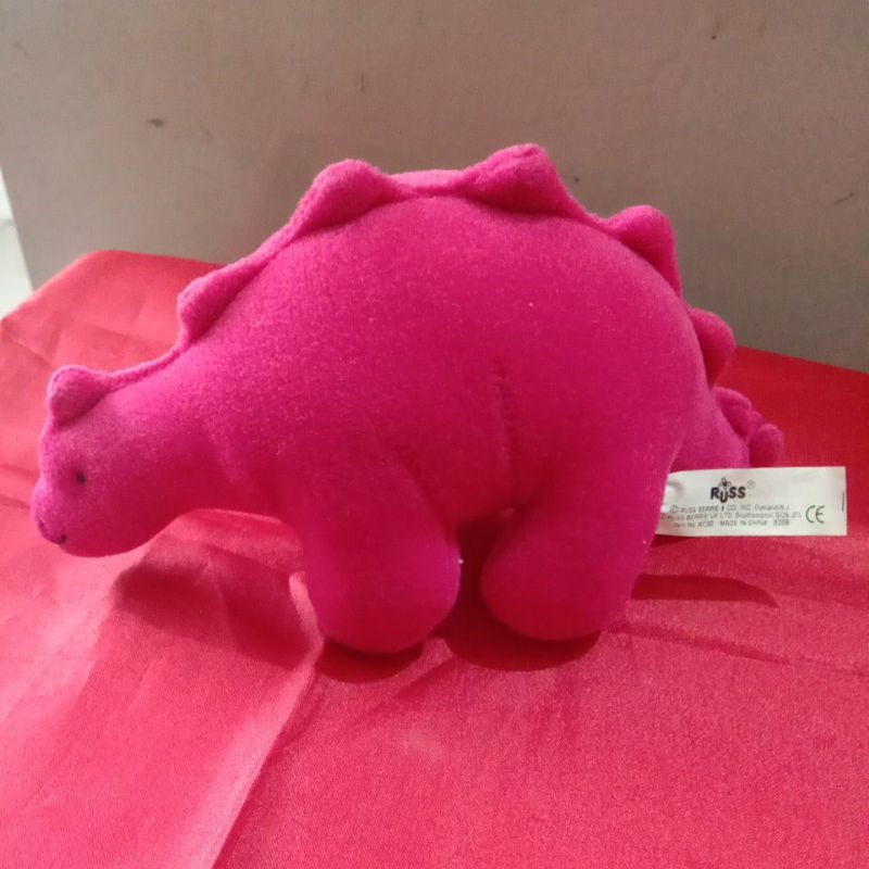 boneka dino russ
