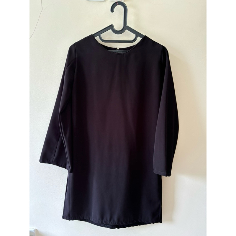 Tunik Hitam Polos