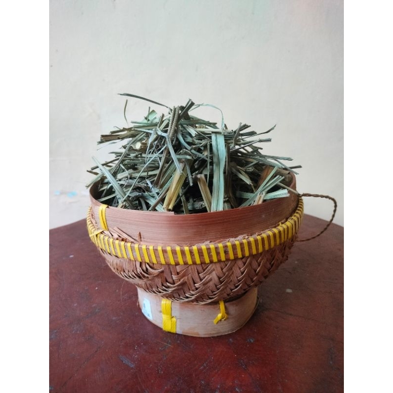 

Daun Sereh Merah Kering