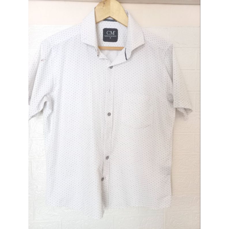 Kemeja Carlos Moreno