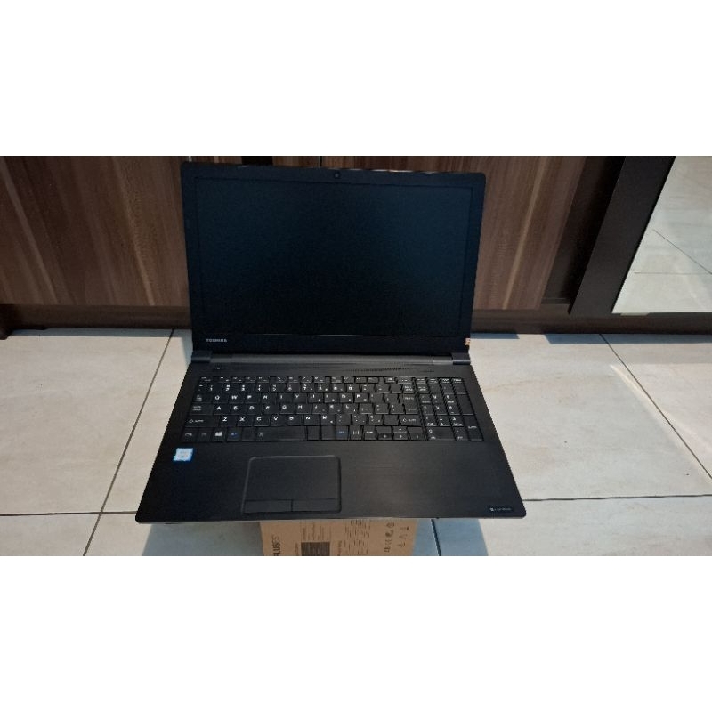 Toshiba B55 Core i5Gen6 Ram8GB/120GB