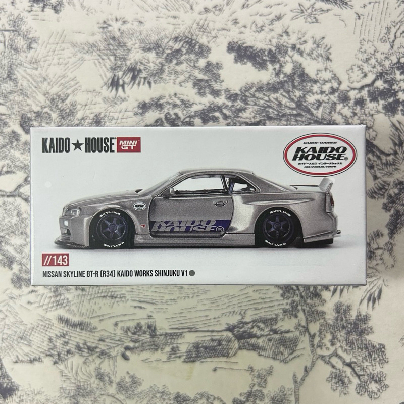 Mini GT Nissan Skyline GTR Shinjuku