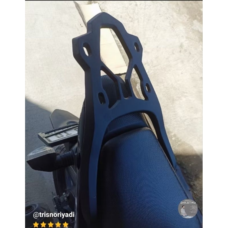 Breket box Verza versa / Bracket box bintang Verza versa / Dudukan box versa Verza tatakan box verza