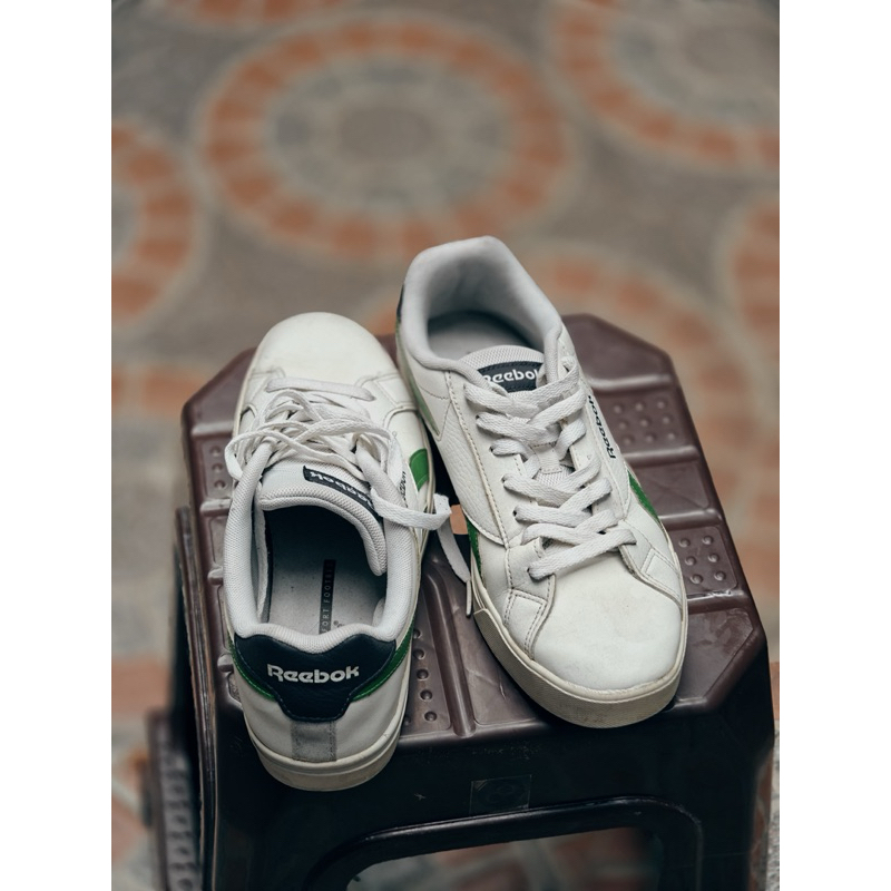 Preloved Sepatu Sneakers Reebok Pria