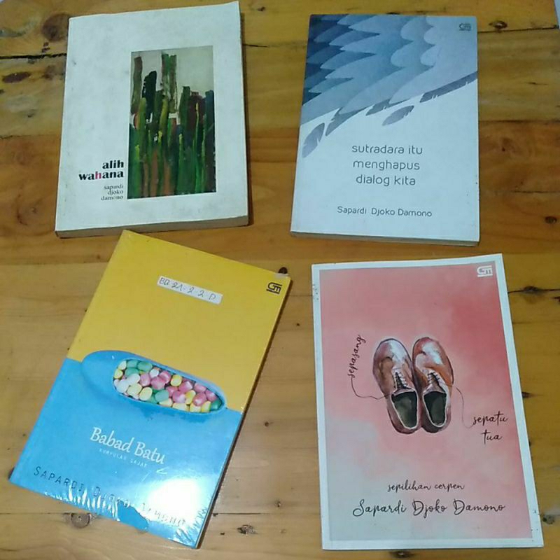 buku kumpulan puisi bekas original karangan sapardi djoko damono