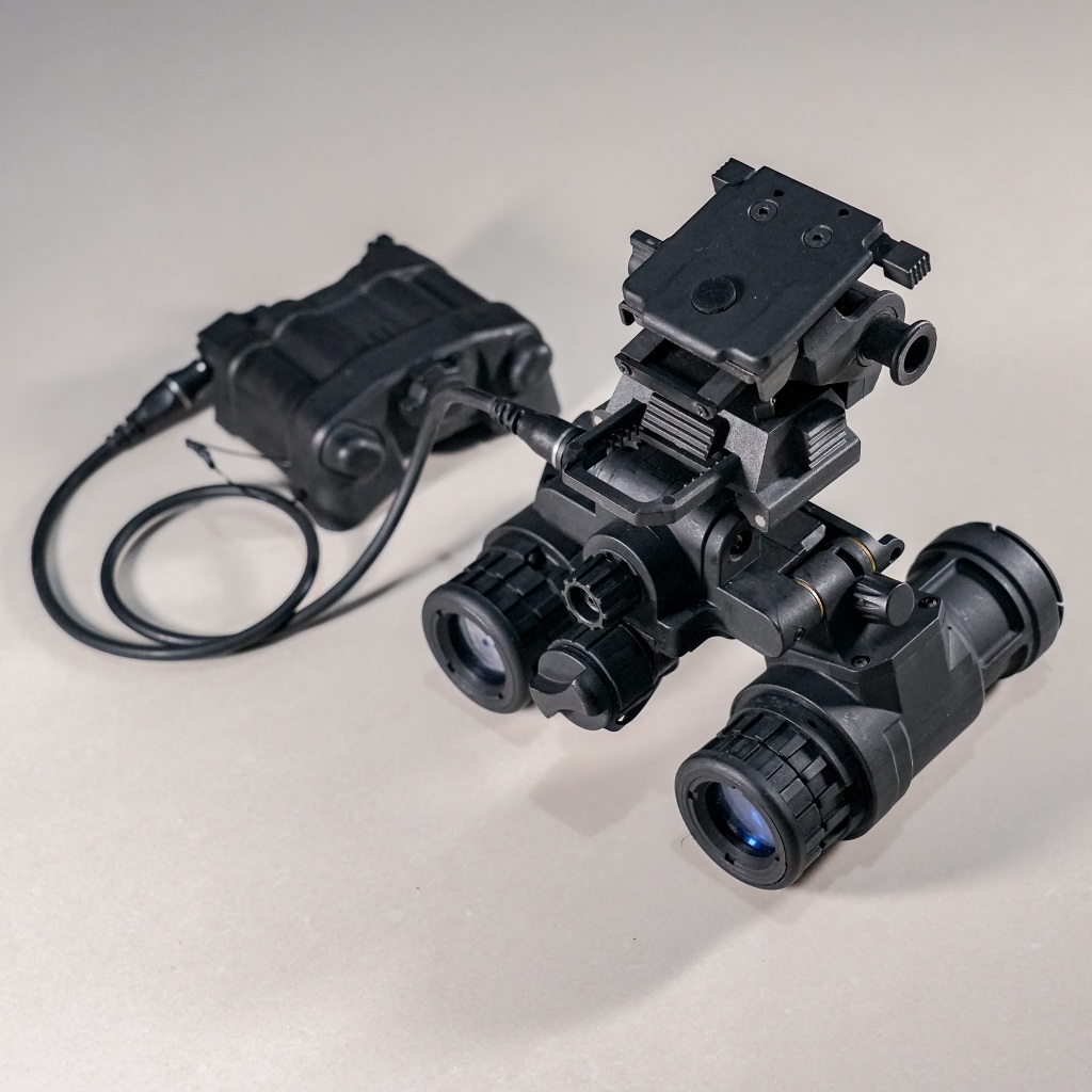 FMA Arrow Dynamic PVS31 Dummy NVG Night Vision Goggles Set Black