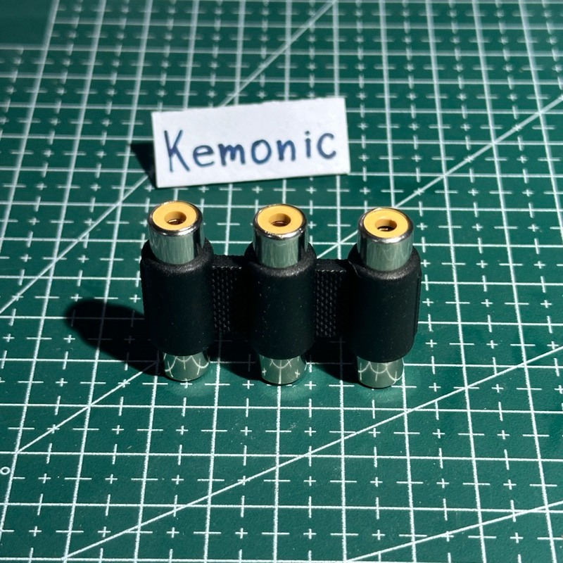 1 PCS Sambungan Cover Triple RCA Cabang 3