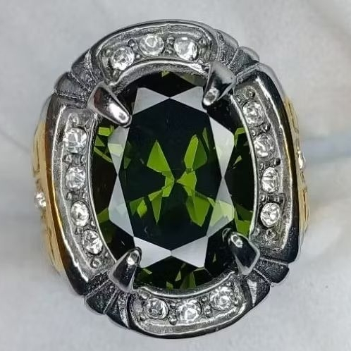 Cincin pria Cubic zirconia model oval Mix cut Greenis top terpopuler