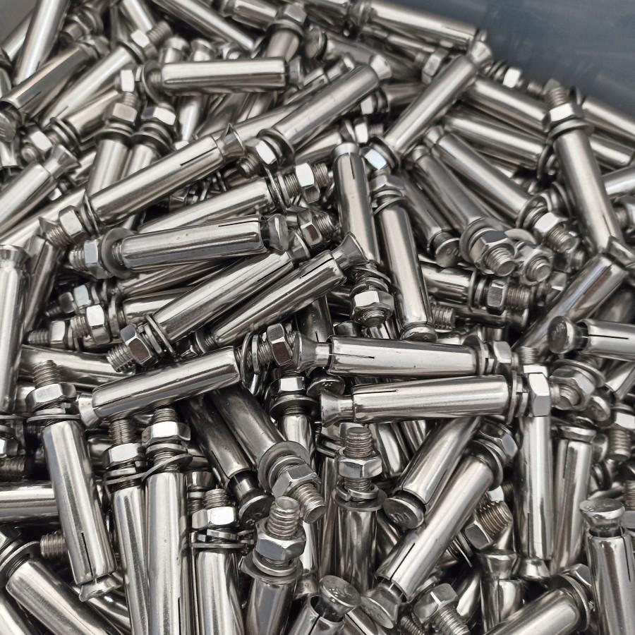 Baut dinabol stainless Ss 304  m10x70 / Dynabolt Stainless m10x70