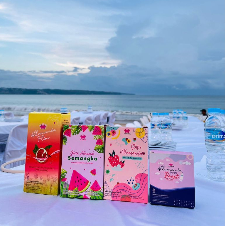 

Gluta & Flim Allamanda Collagen Drink Minuman Colagen Bubuk Mencerahkan Merawat Pelangsing By Sisca Chic Pelangsing Badan BPOM 100% ORIGINAL