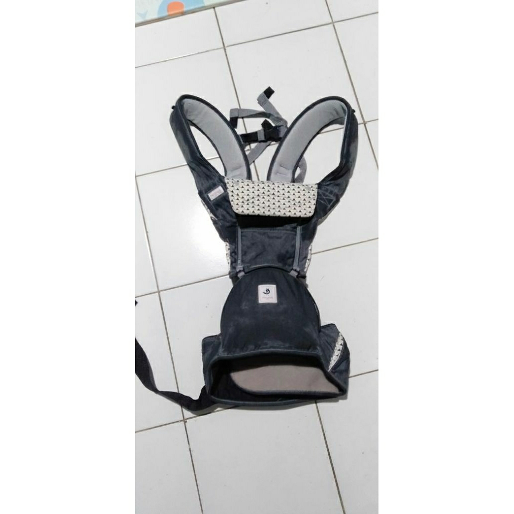 gendongan hipseat pognae 5 waterproff