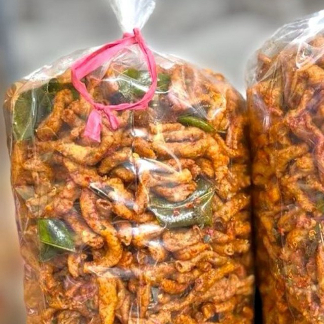 

Lezatoz_Genz 250Gram Usus Krispy Pedas Daun Jeruk Jaya Unggul Snack