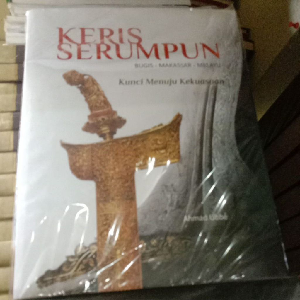 BUKU KERIS SERUMPUN.BUGIS-MAKASSAR-MELAYU
