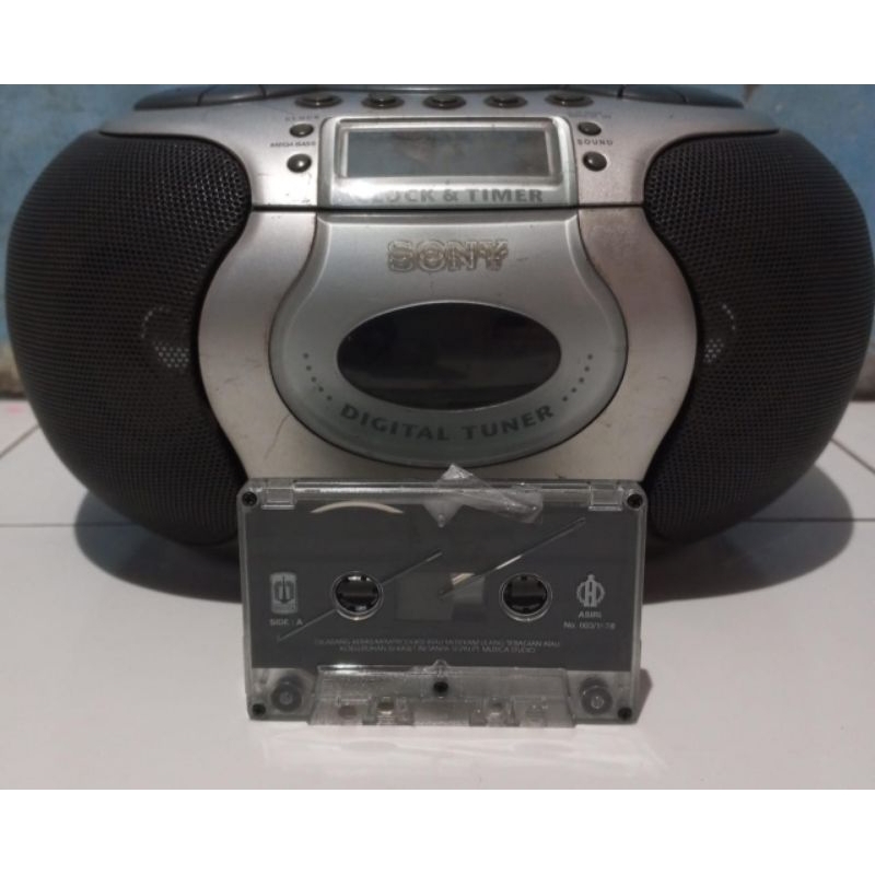 Kaset Pita KOES PLUS
