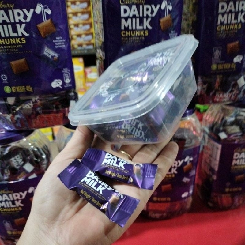

Cadbury Dairy Milk 1 cup cantik isi 20 pcs