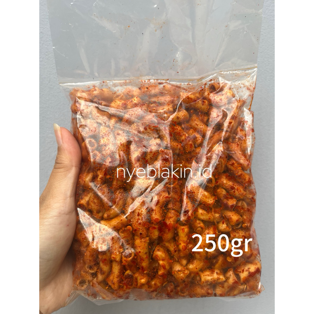 

cemilan viral seblak makaroni bantet/seblak kerupuk kering pedas daun jeruk,original daun jeruk 250gr