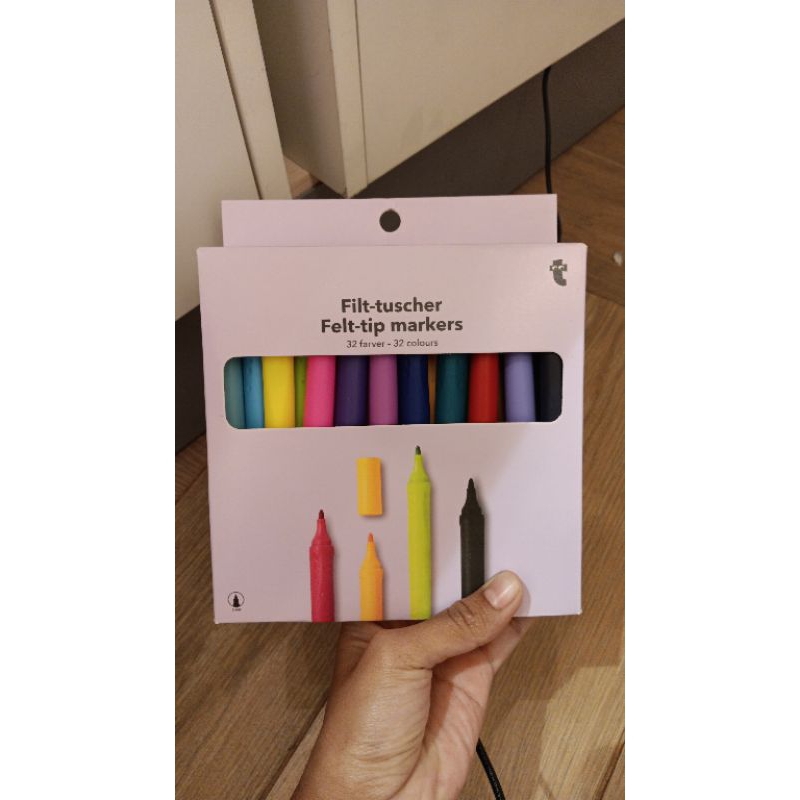 

SUPER CRAZY SALEE Markers 32 warna / Sepidol 32 warna dari Flying Tiger