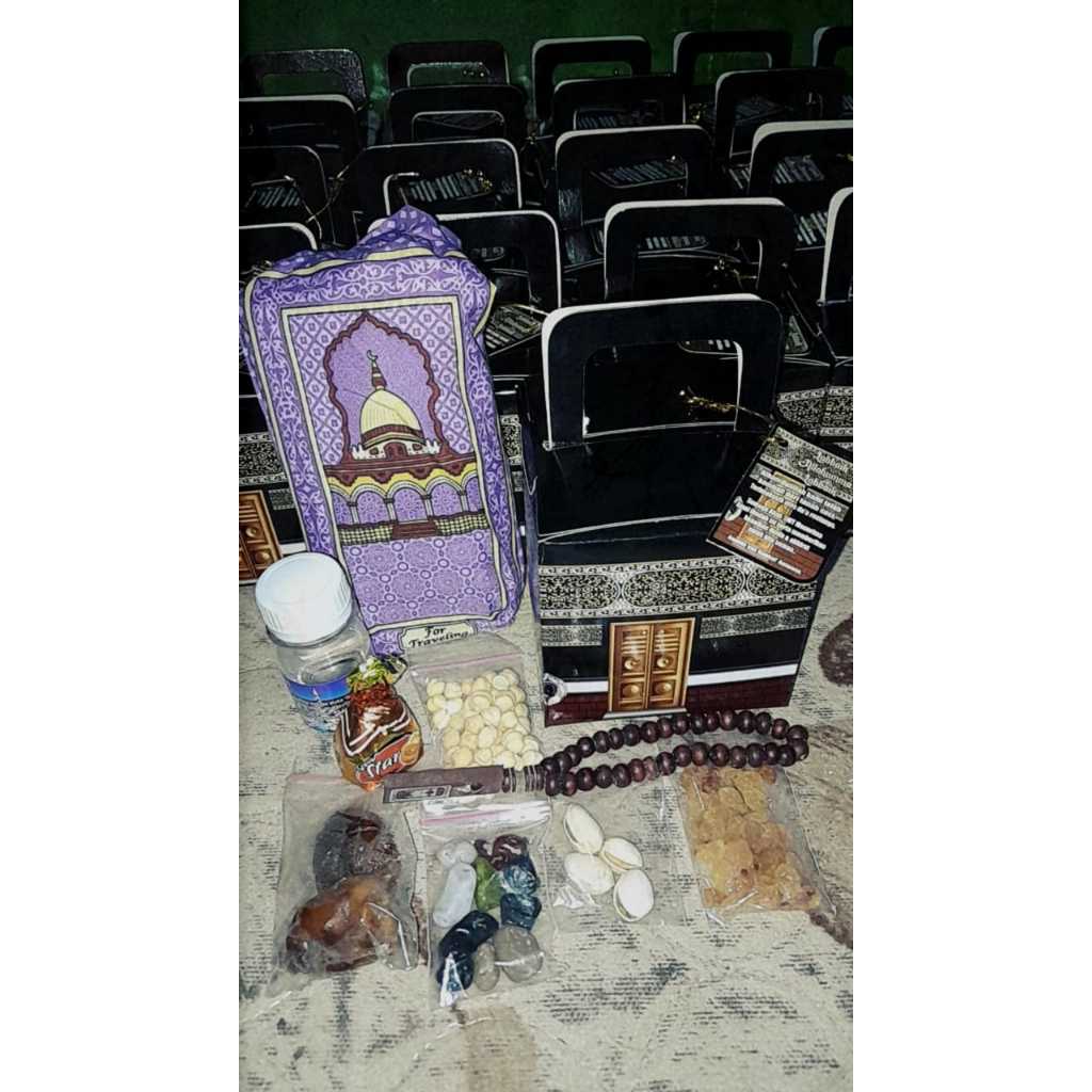 

Oleh2 Haji dan Umroh Paket Ka'bah