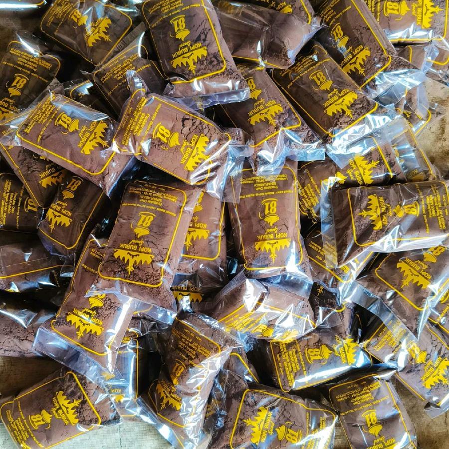 

Kopi Bubuk Spesial Dari Lampung Coffee Bubuk Cap 81 Produksi Lampung 1kg Enak Dan Wangi Kemasan