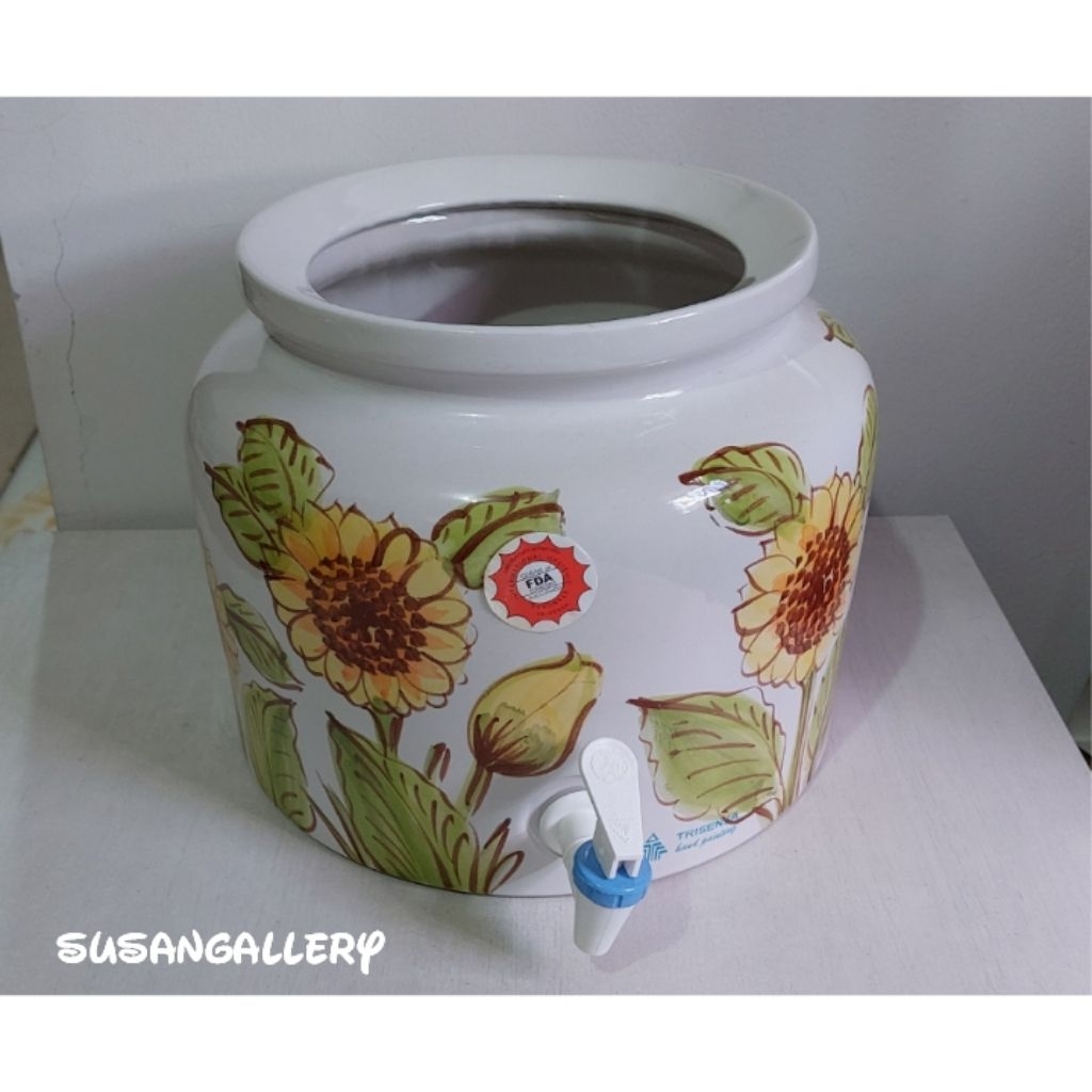 Guci Keramik Galon Air Trisensa Motif Lukis Ukir / Guci Galon Air