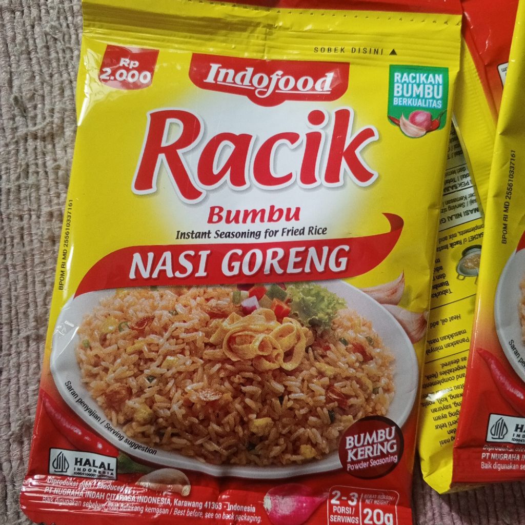 

Bumbu racik nasi goreng 1 renteng isi 10 indofood