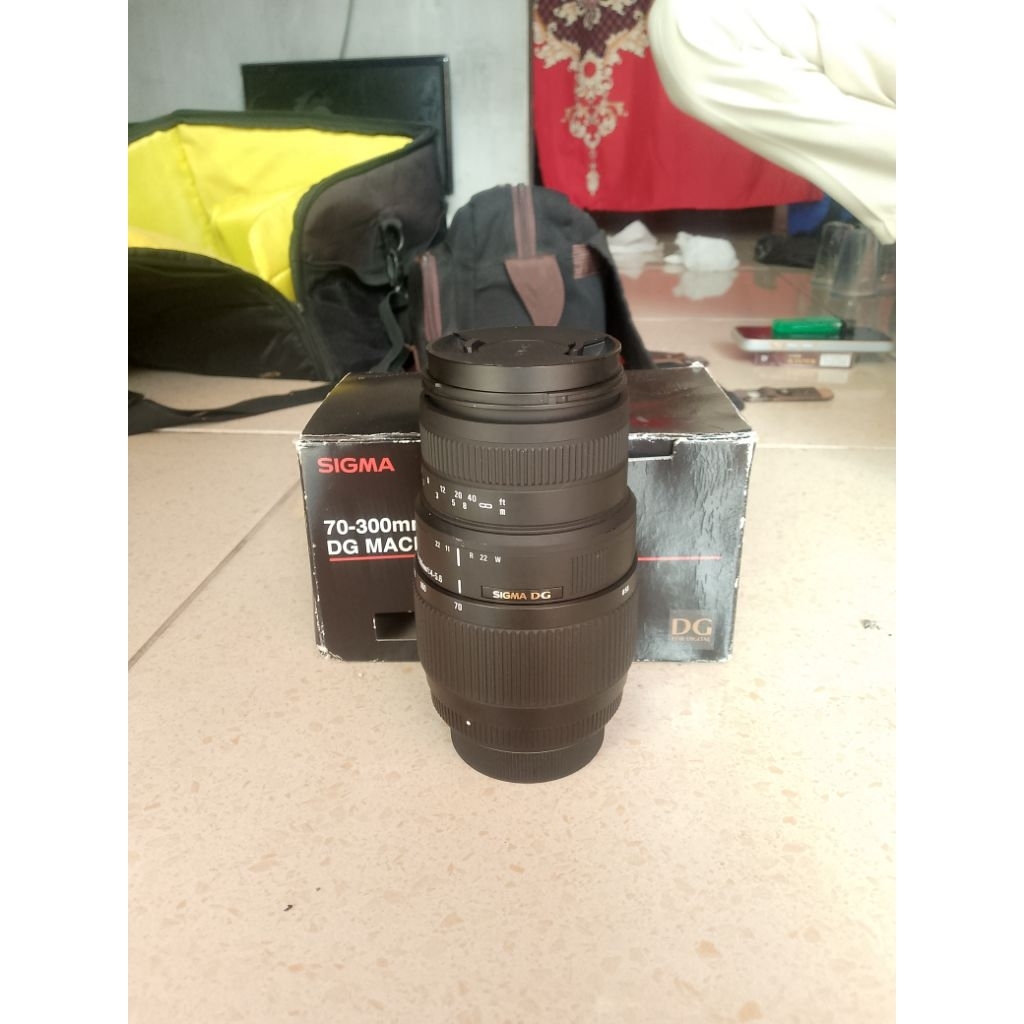 lensa sigma 70-300