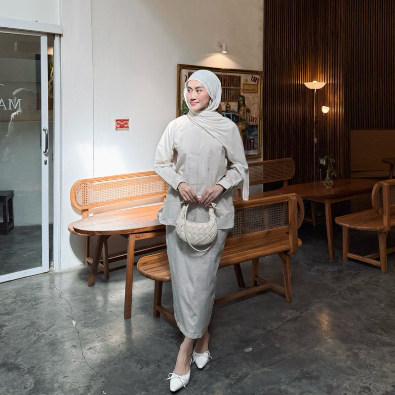 Al-Jannati Daily | Kamila One Set | One Set Wanita Kekinian | Setelan Atasan Kemeja  dan Bawahan Rok