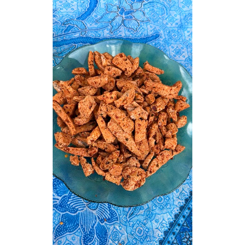 

Basreng pedas daun jeruk dan usus kriuk