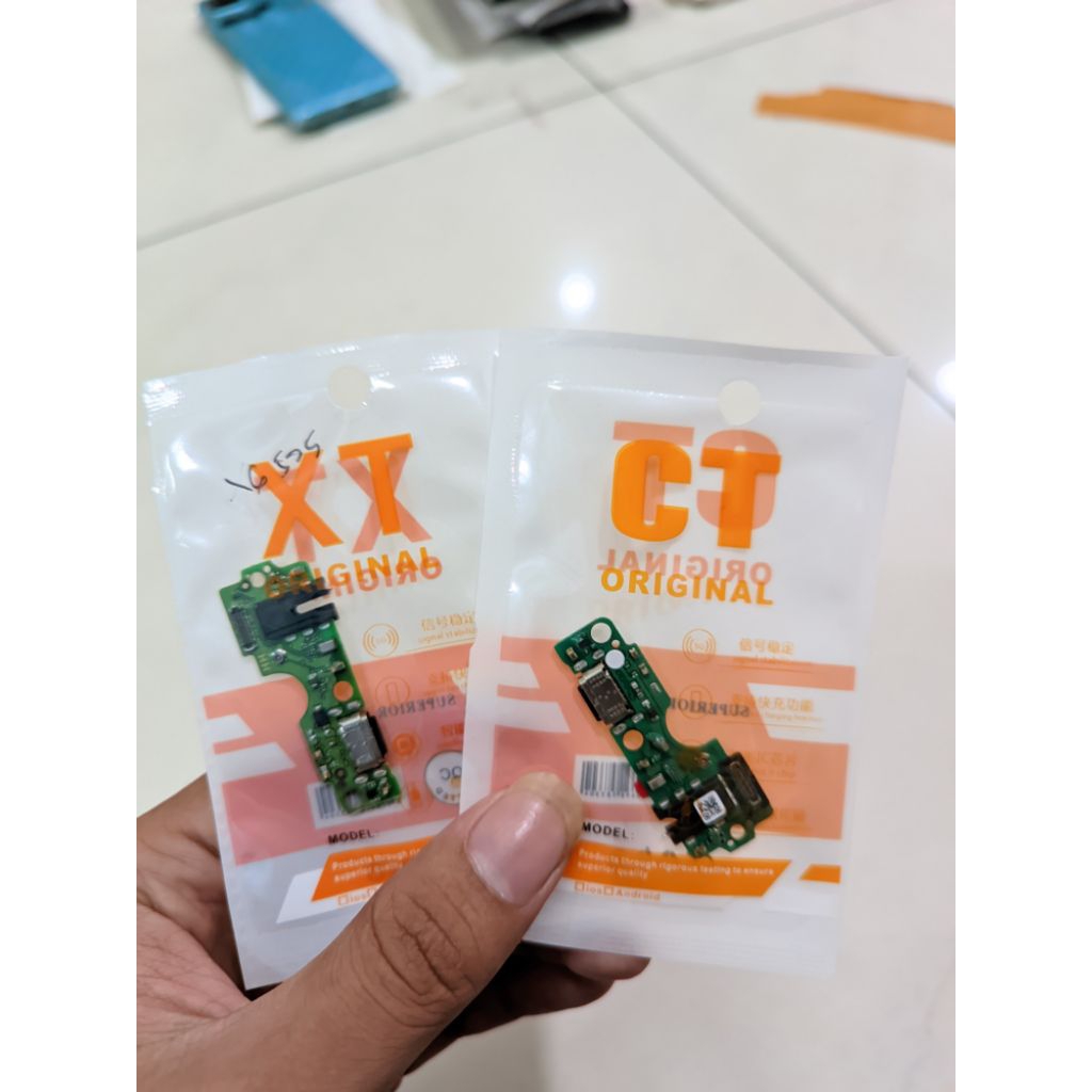 papan cas / konektor cas Infinix smart 8/ hot 40i x6525b  Original