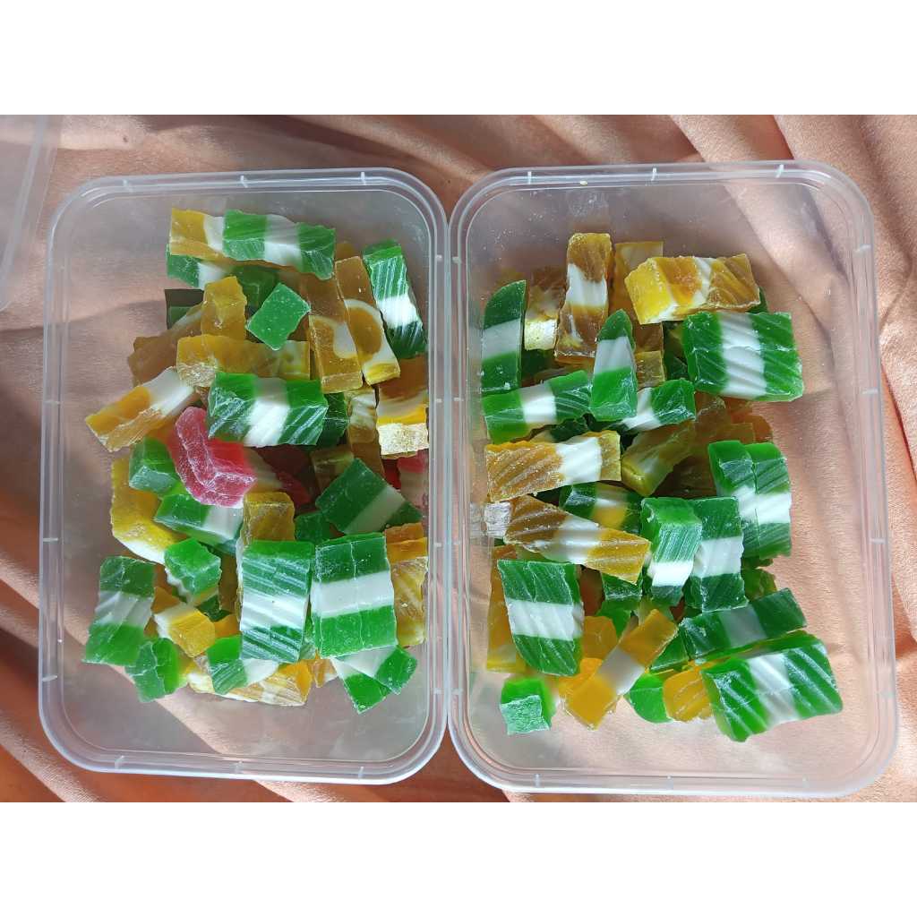 

AGAR AGAR KERING /JELLY KERING [BENTUK KOTAK] 1000 GRAM