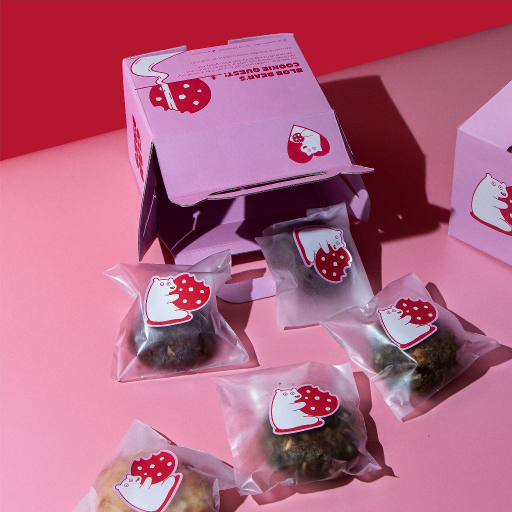 

bGF Cheesin Babe Soft Baked New York Style Cookies - 1 piece - Clap Bake