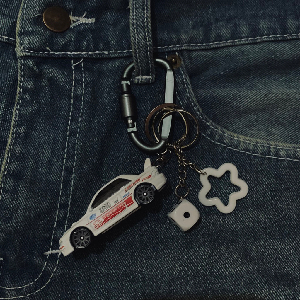 Hot Wheels Keychain | Subaru Impreza 22B-STi