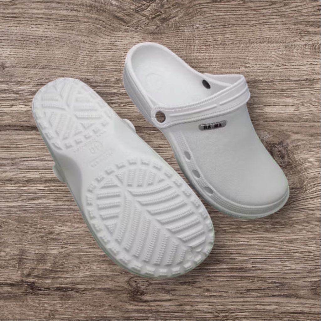 New Product Sandal Sepatu Crocs Medis Putih Sandal Baim Pria Wanita Perawat Bidan Dokter Sandal