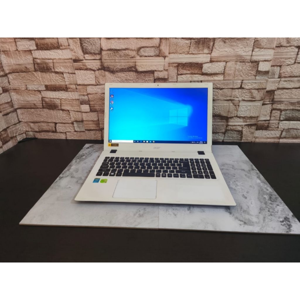 Laptop Acer Aspire E5-573G Ram 16gb SSD 500gb core i5 gen5 Double VGA Siap pakai
