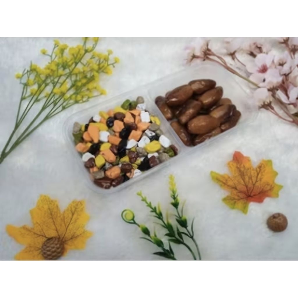 

UW 5. Paket Hampers Ekslusif, Paket Oleh-Oleh Haji/Umrah (paket 1. kurma dan coklat kerikil)