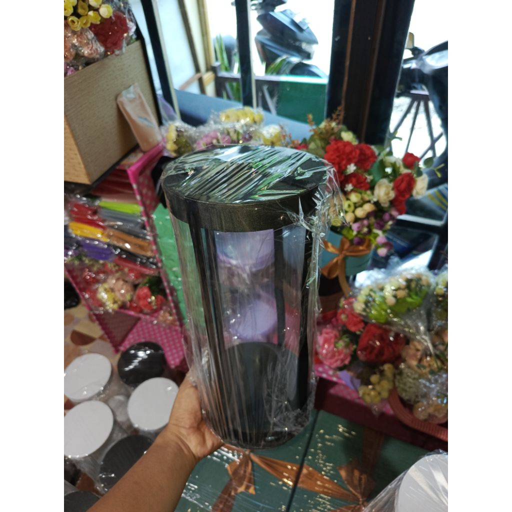 

Box Kado D12 Tinggi 30cm By box Kado Banjarmasin