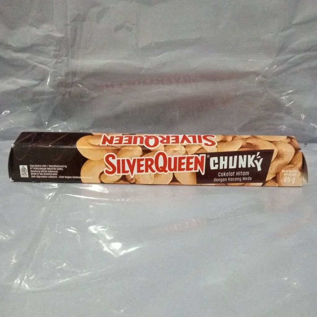 

Silver Queen Chunky Dark Chocolate Cashews 95g