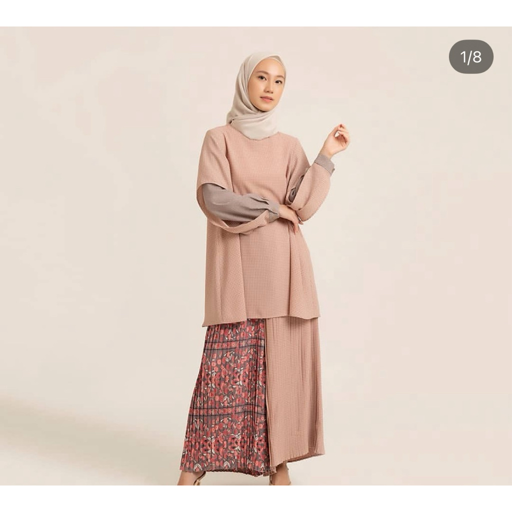 Preloved Aster Top Kamiidea